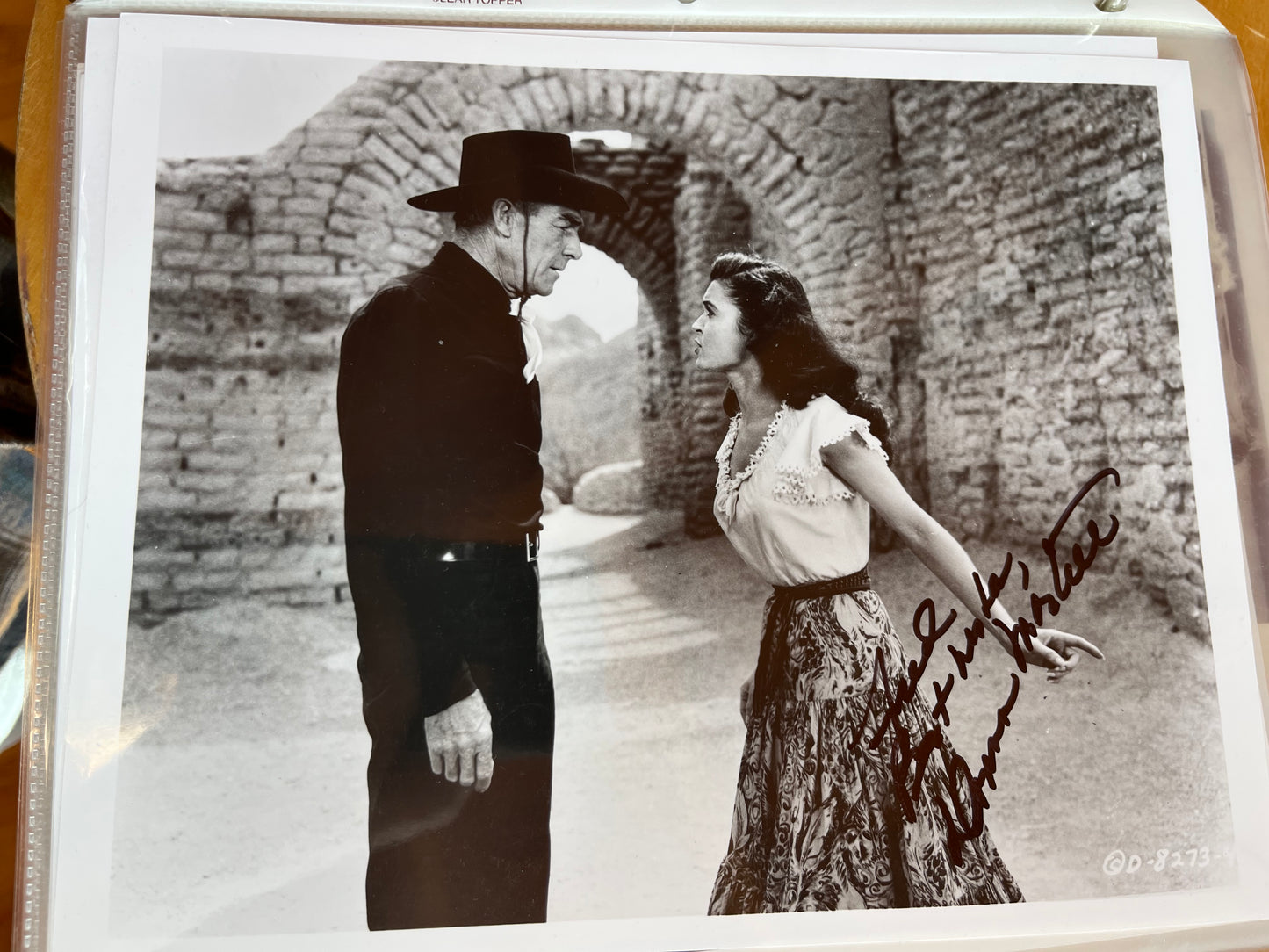 DONNA MARTELL, Ten Wanted Men (1955), autograph