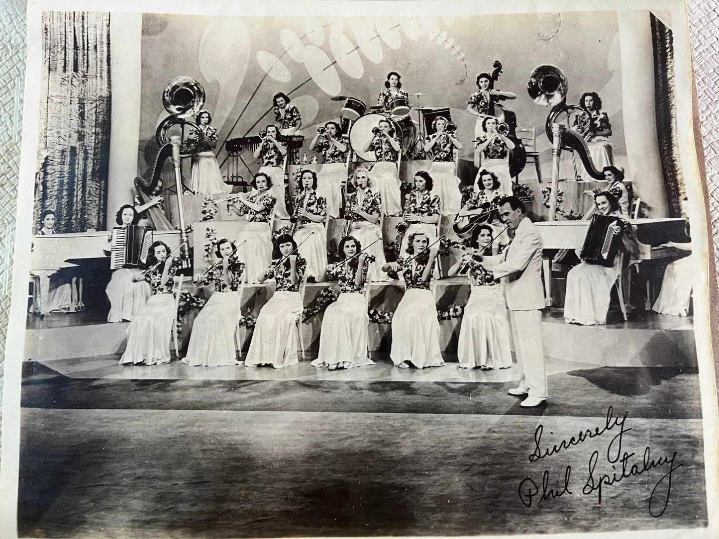 PHIL SPITALNY (autograph photo?)