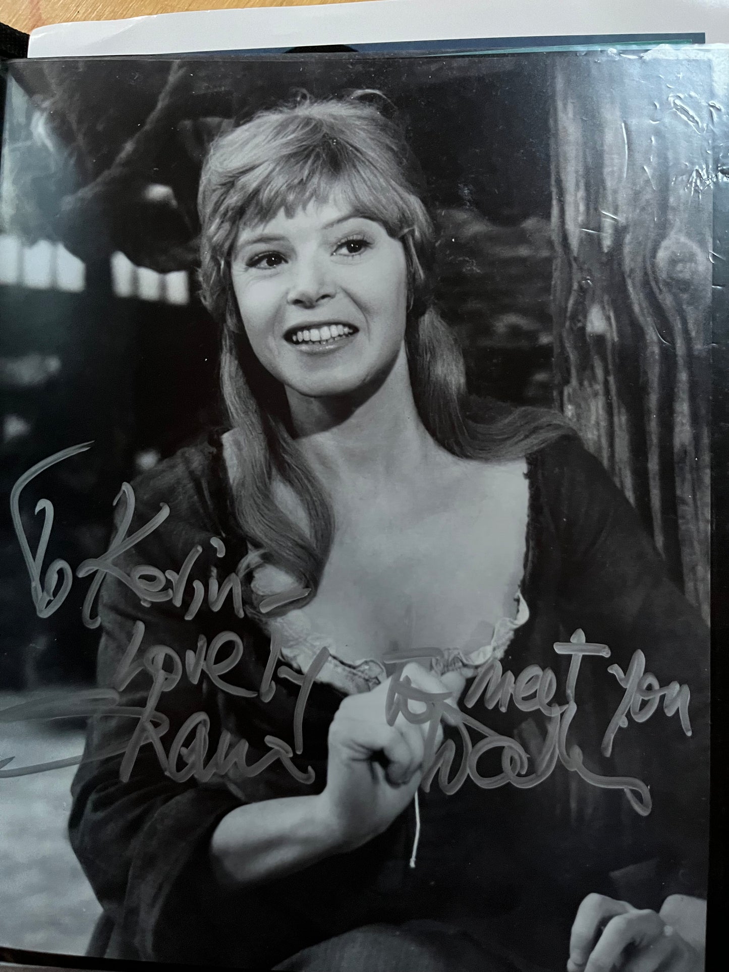 SHANI WALLIS, star of OLIVER! movie musical, autograph