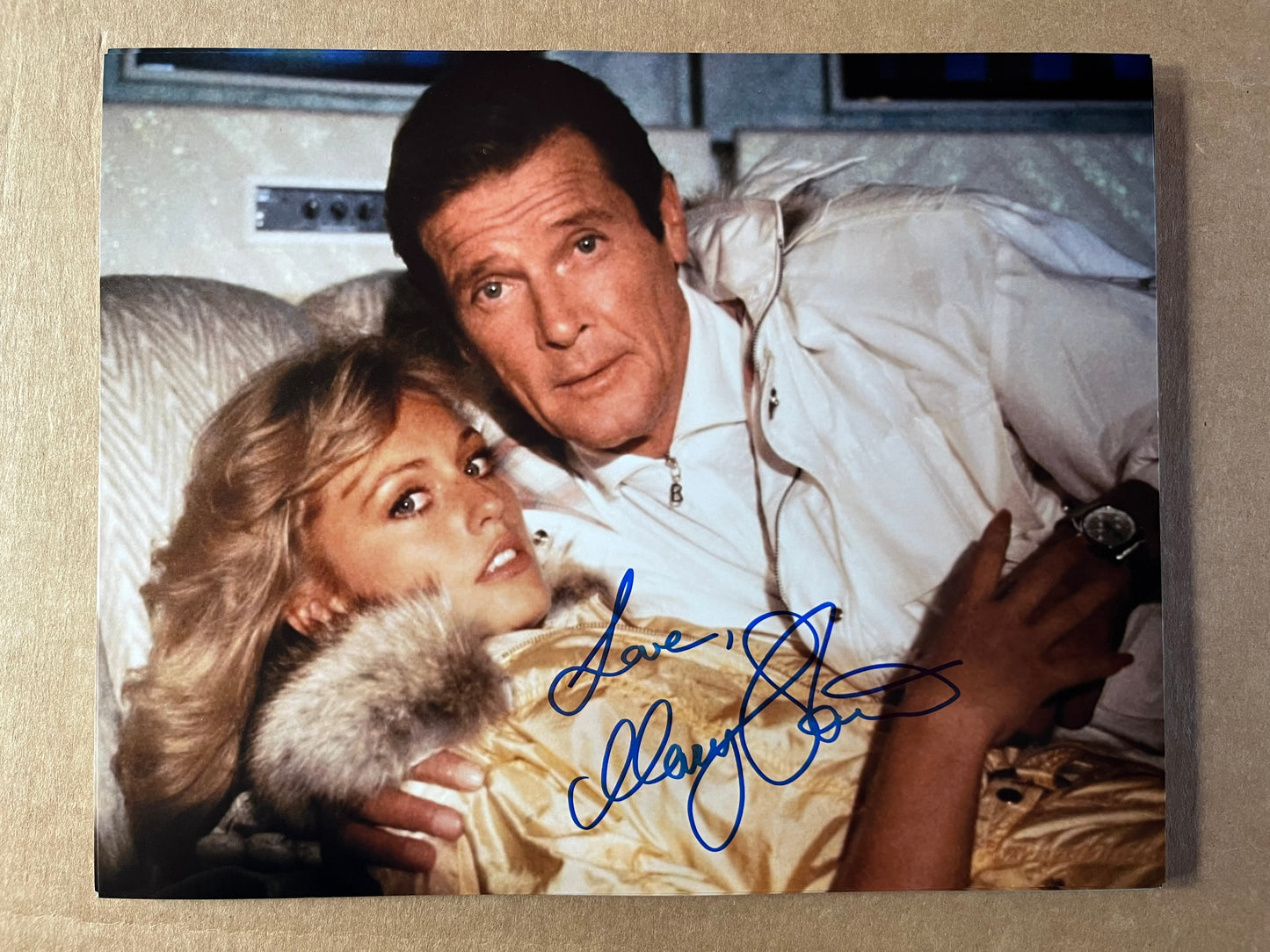 MARY STAVIN, 007 James Bond girl, autograph