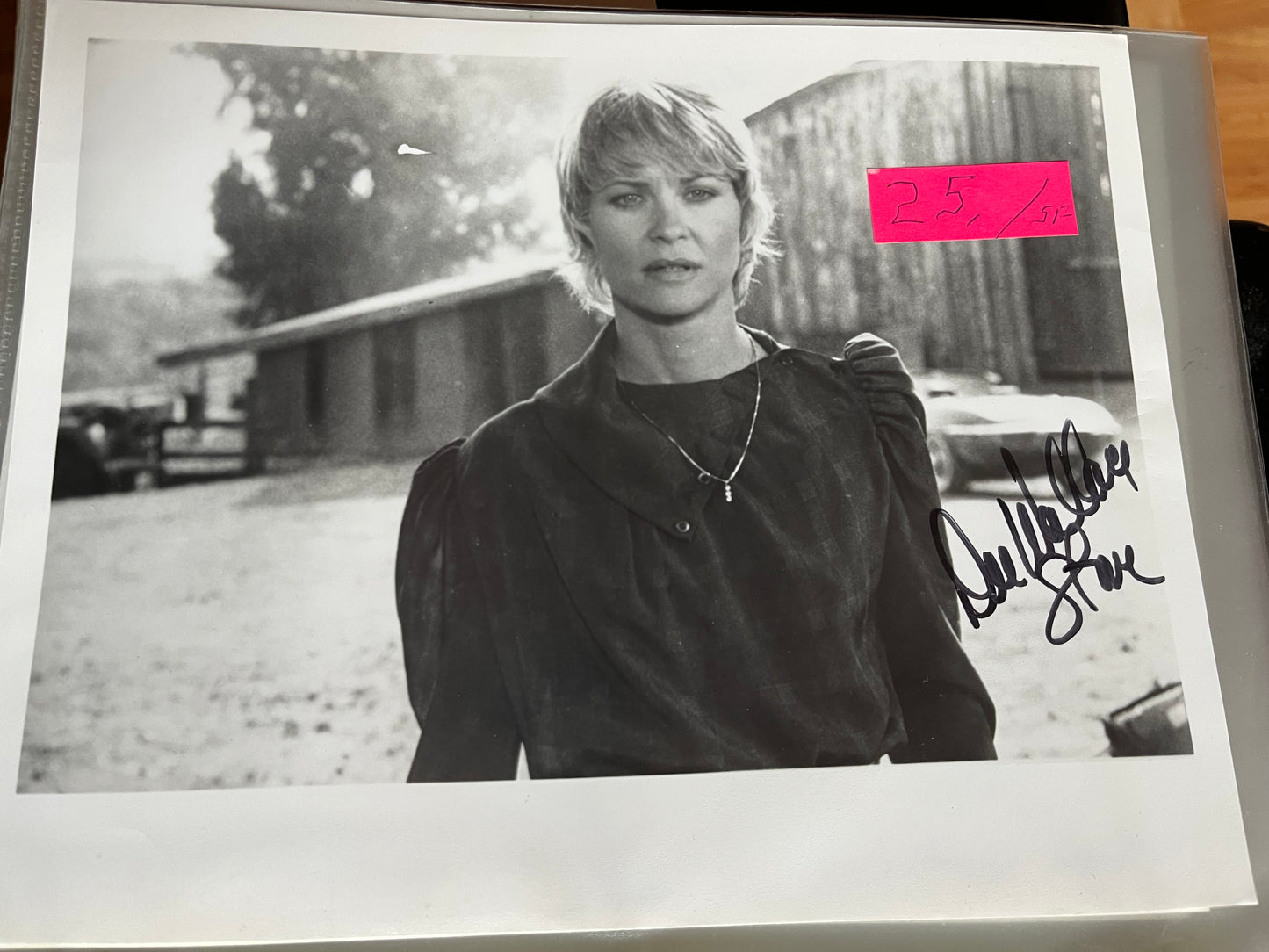 DEE WALLACE STONE, E.T. Cujo, autograph