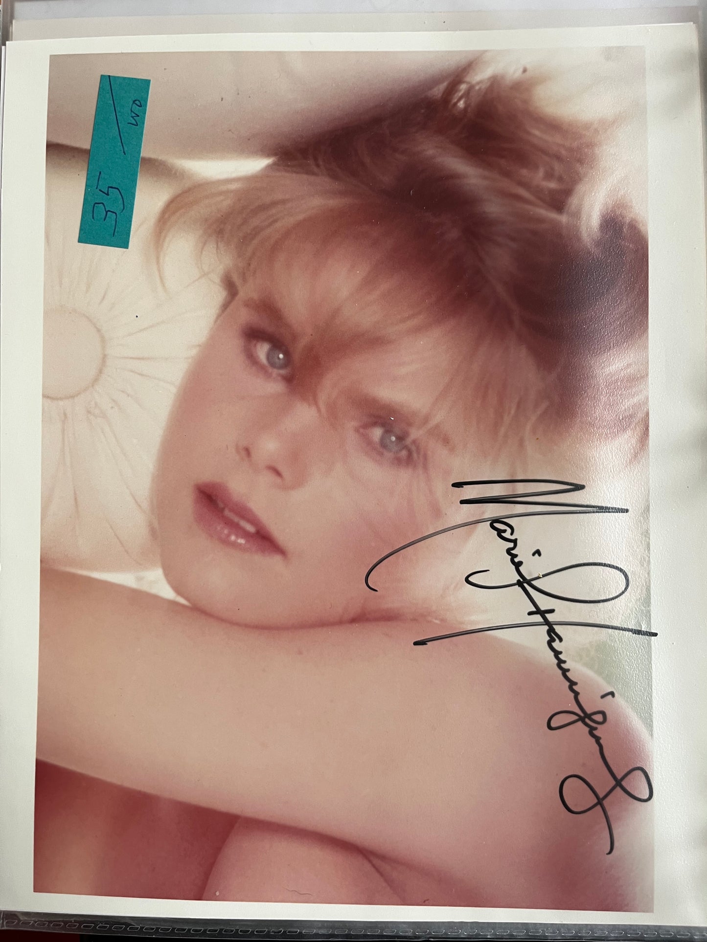 MARIEL HEMINGWAY, autograph