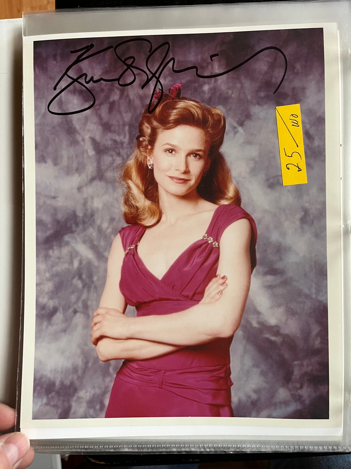 KYRA SEDGWICK, autograph