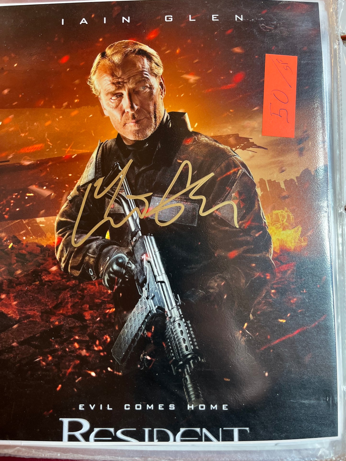 IAIN GLEN, Resident Evil, autograph