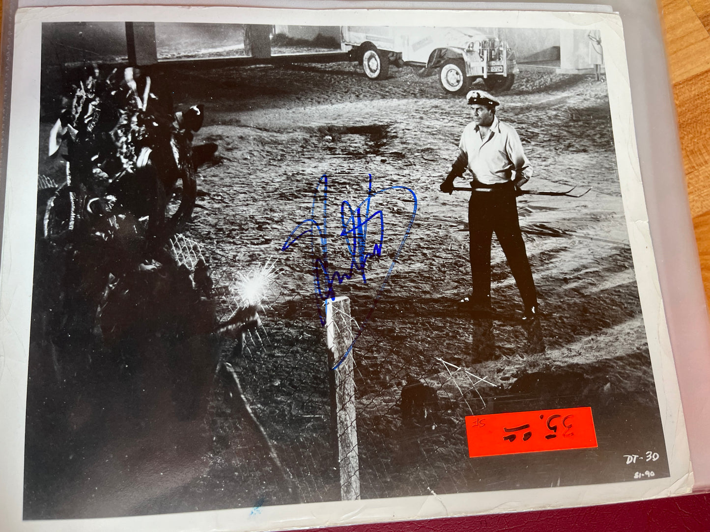 HOWARD KEEL, Day of the Triffids, autograph