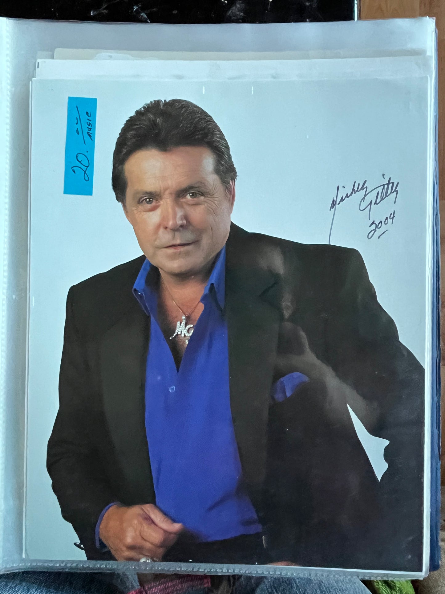 MICKEY GILLIE, singer, autograph