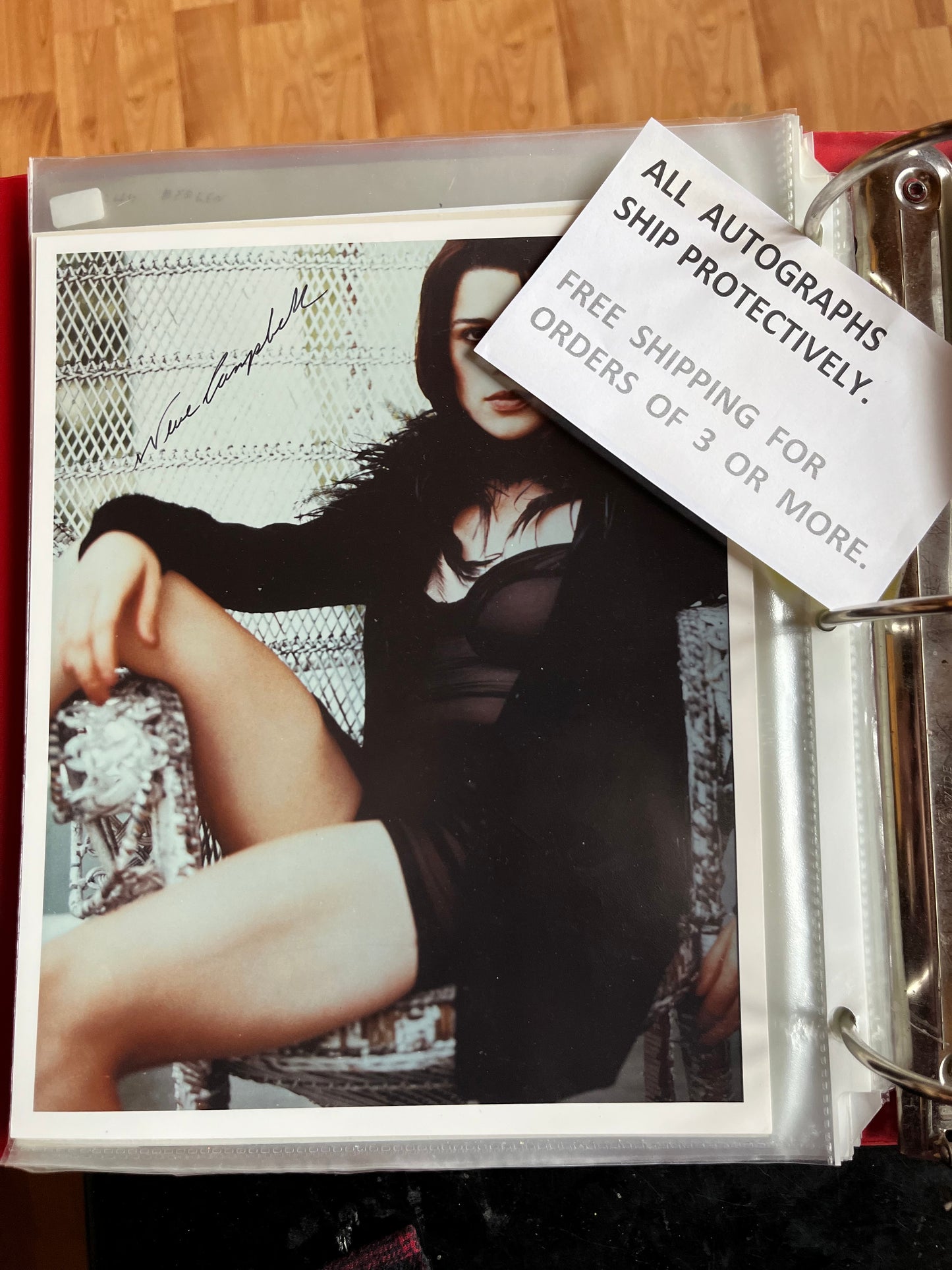 NEVE CAMPBELL, Scream, Friends, autograph