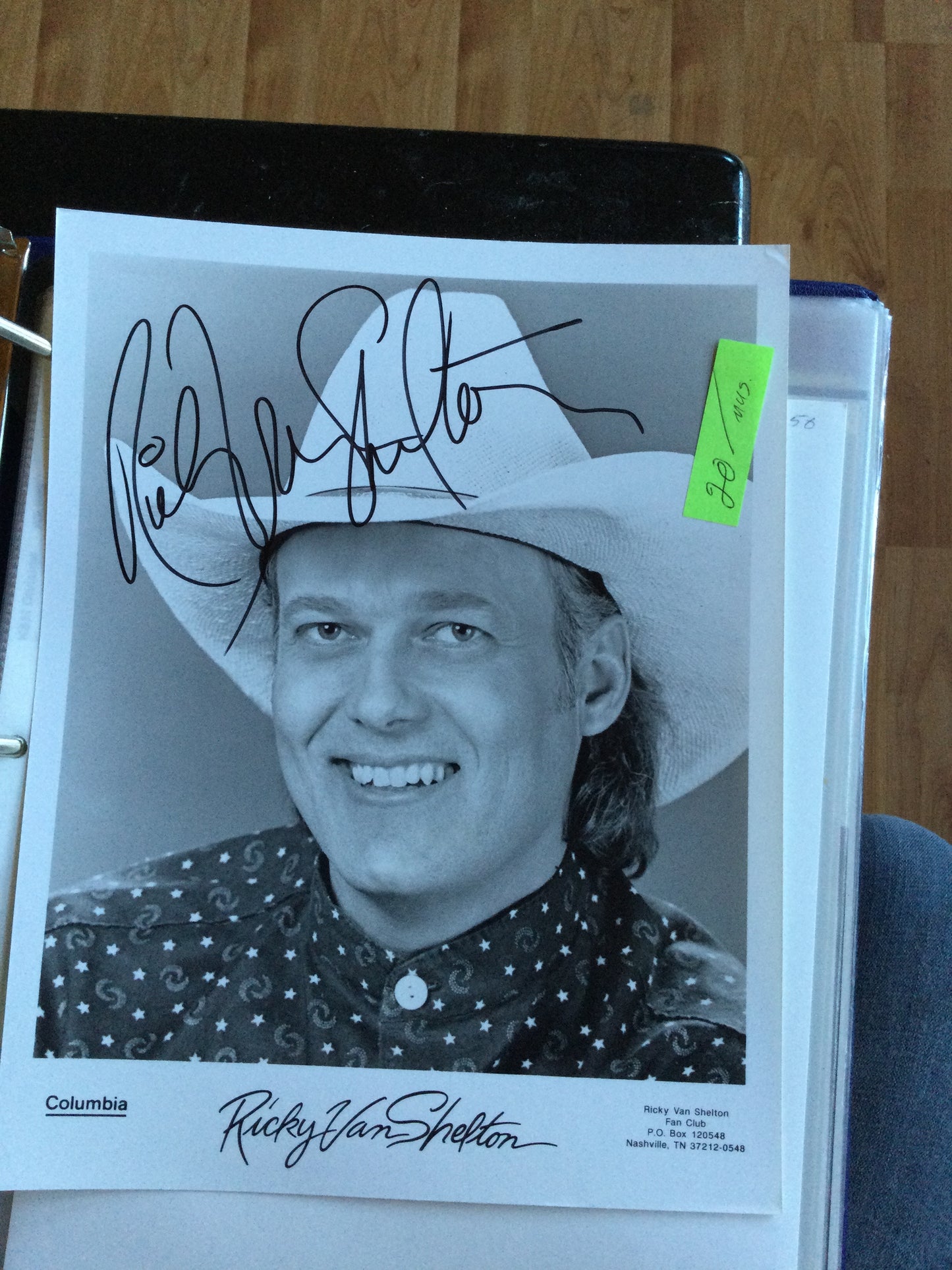 RICKY VAN SHELTON, autograph