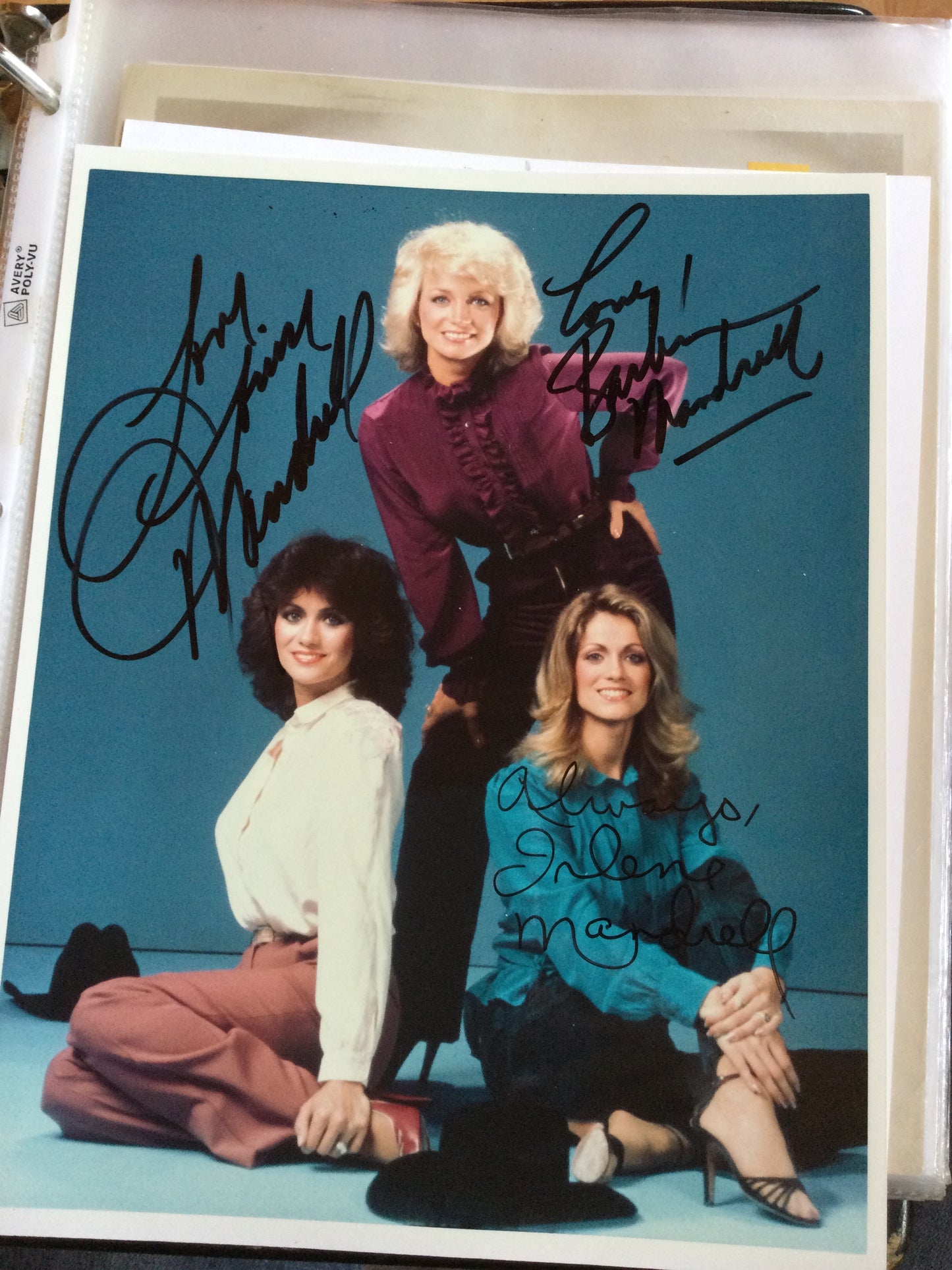 MANDRELL SISTERS, three autographs