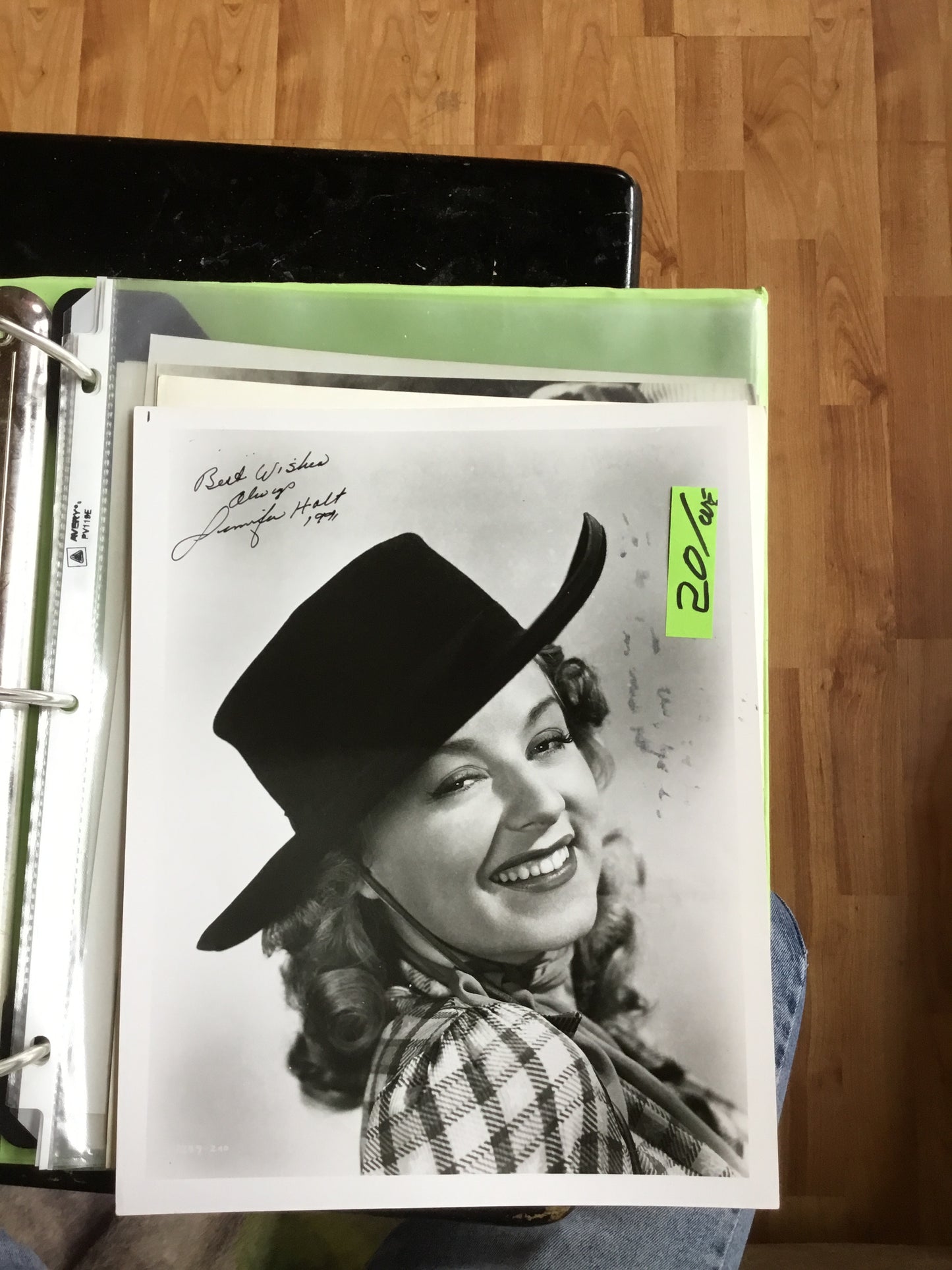 Jennifer Holt, autograph