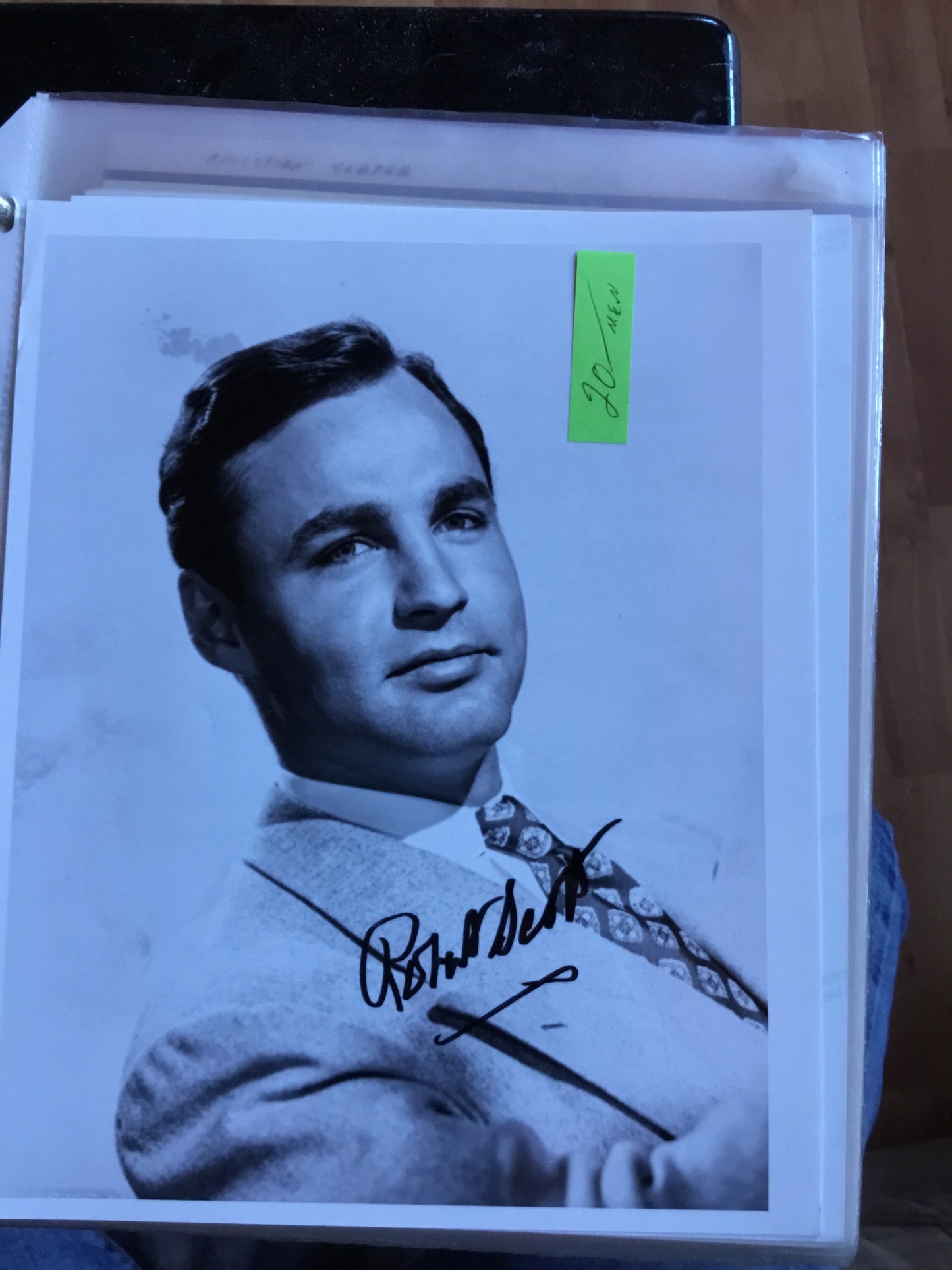 Robert Scott, autograph