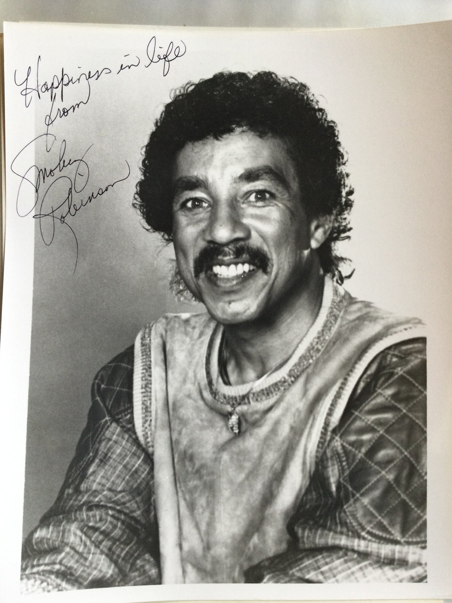SMOKEY ROBINSON, autograph