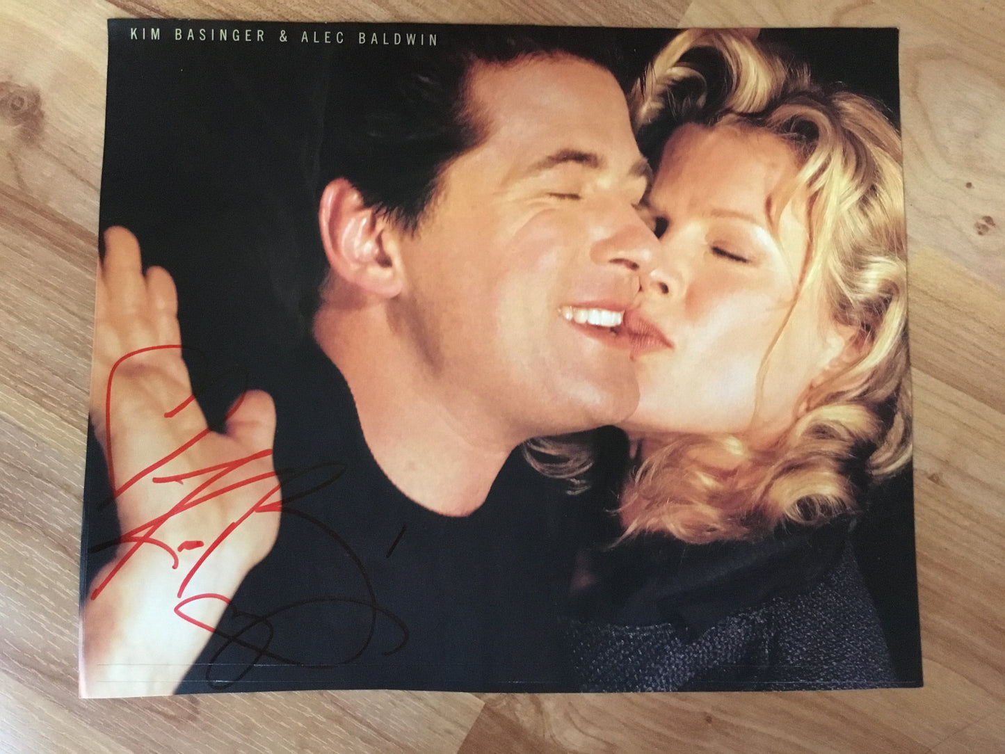 Kim Basinger, autograph