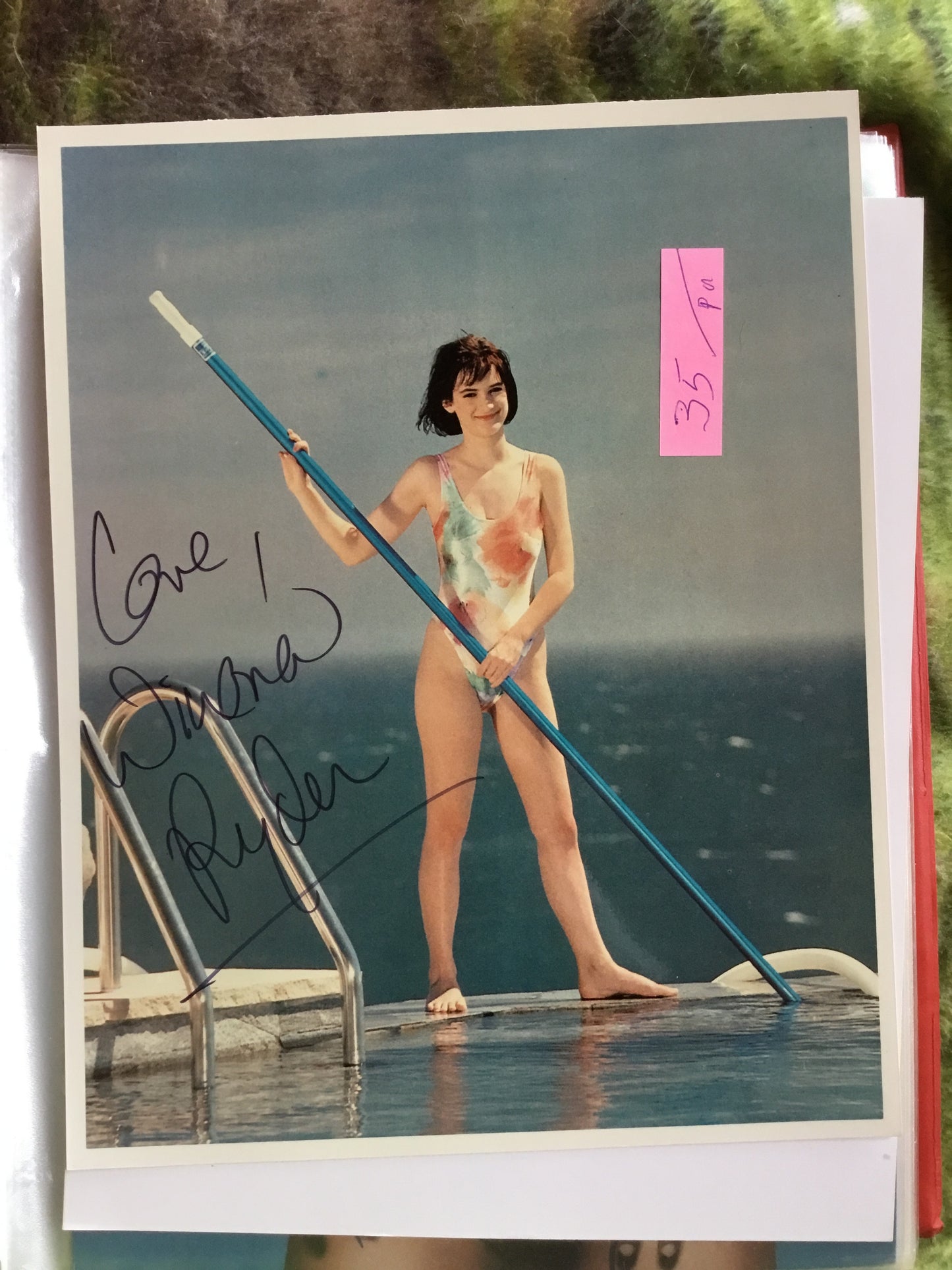 WINONA RYDER, autograph