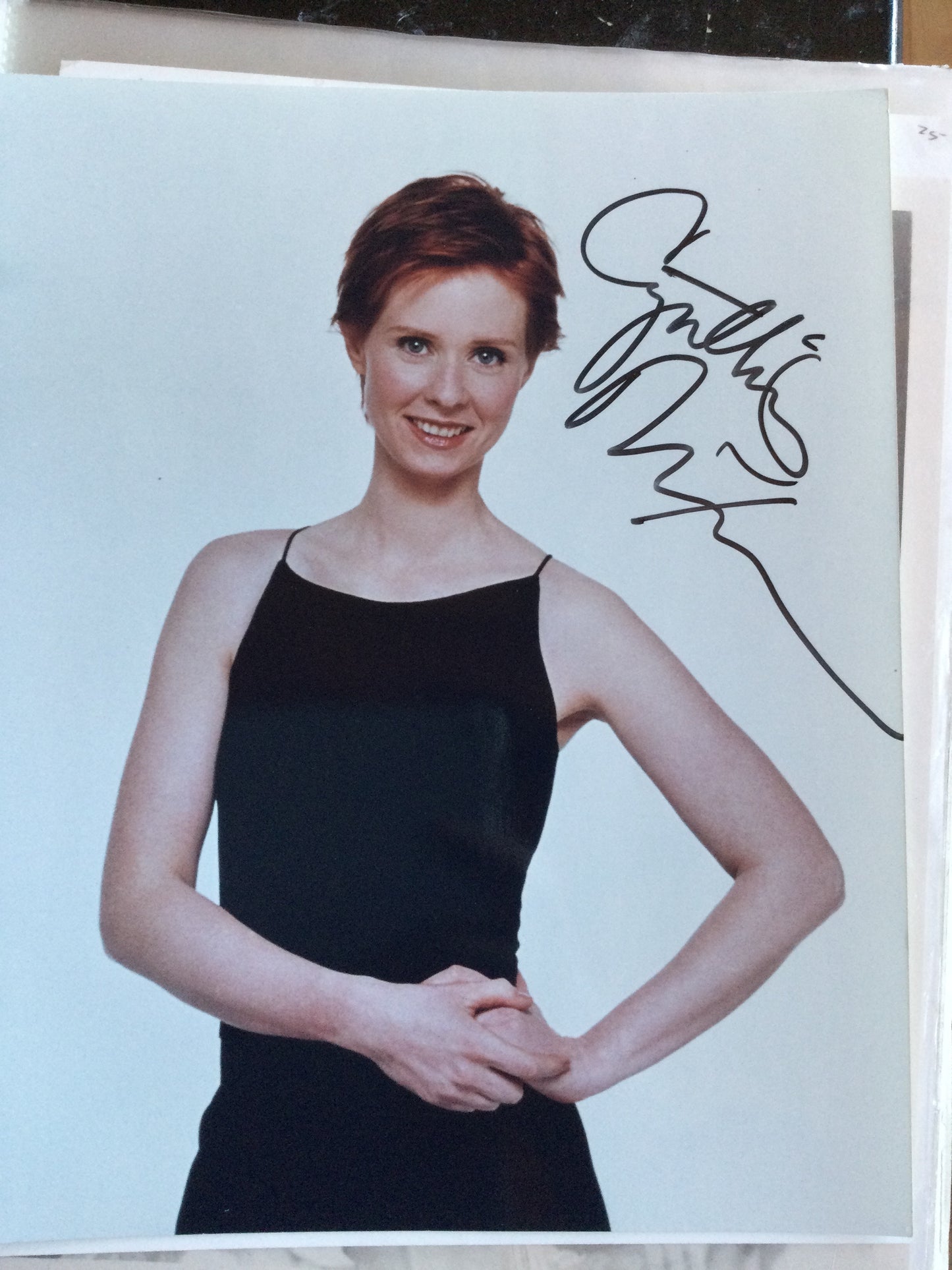 CYNTHIA NIXON, autograph
