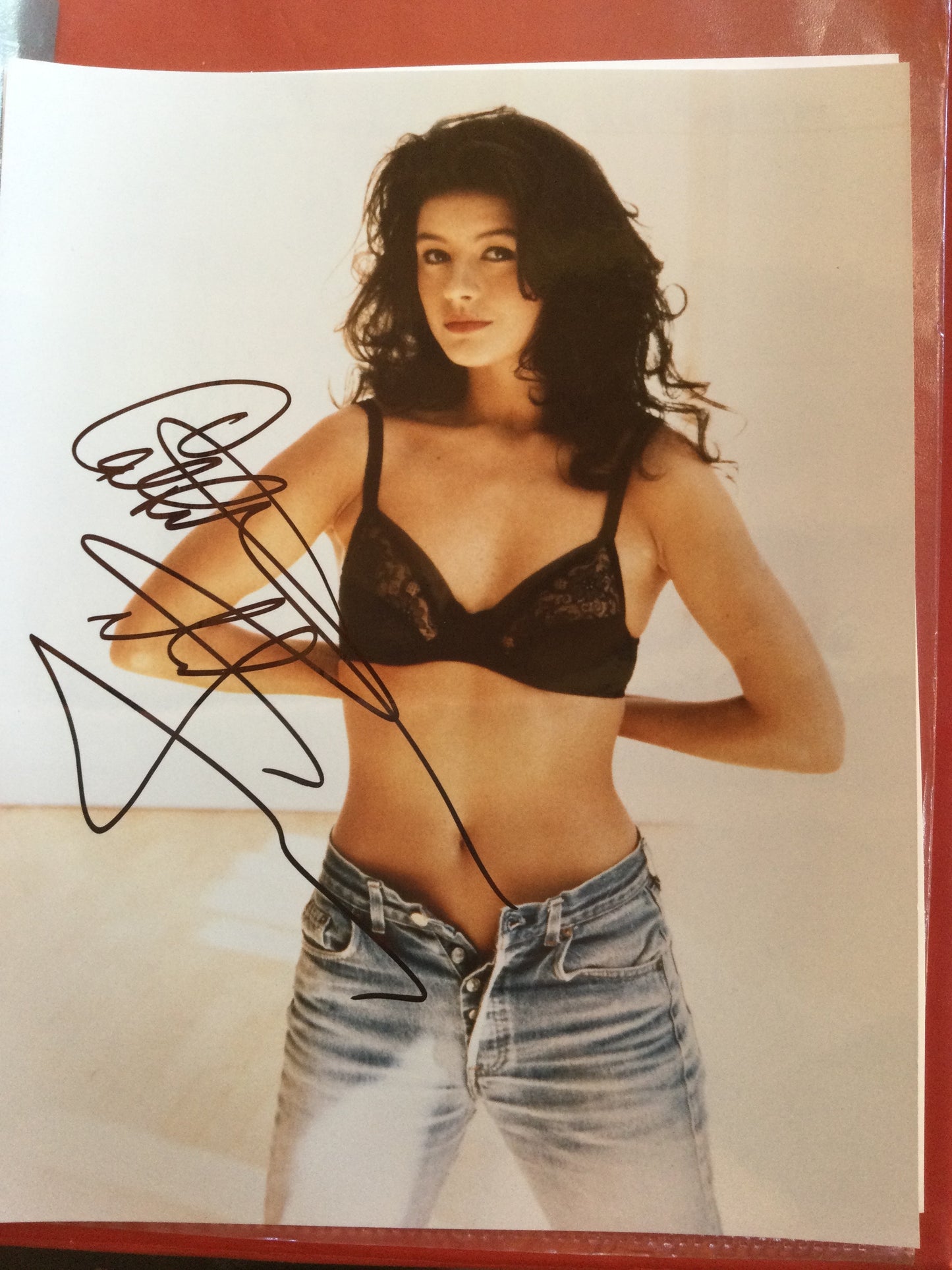 CATHERINE ZETA JONES, autograph