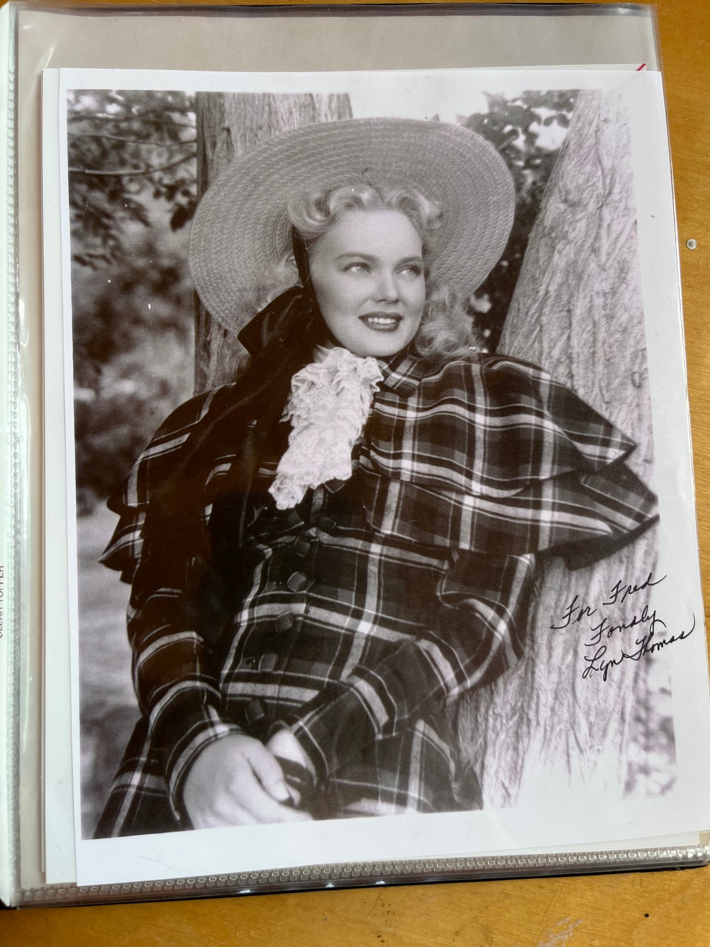 LYN THOMAS, actress, autograph