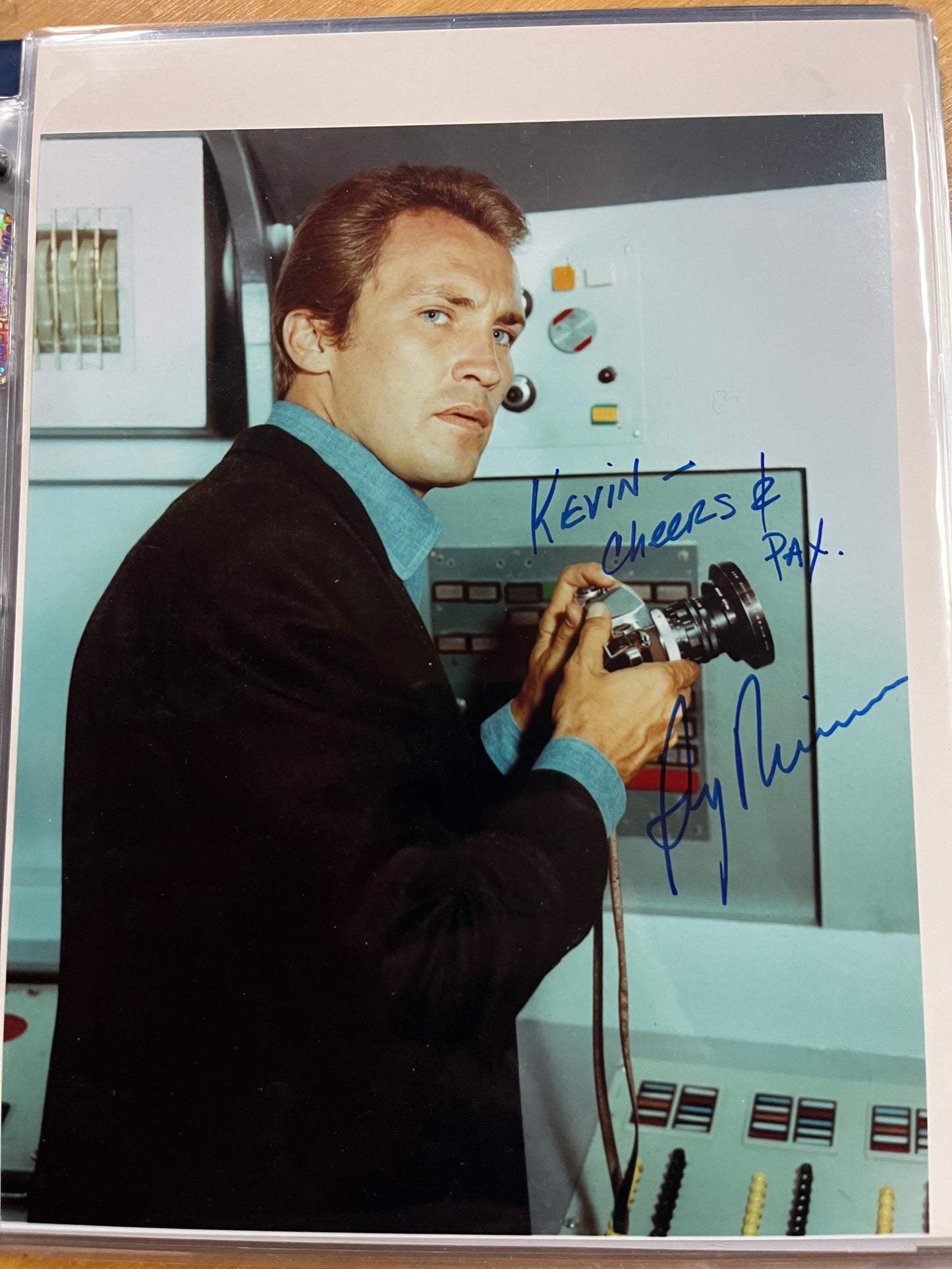 ROY THINNES, The Invaders (TV series), autograph
