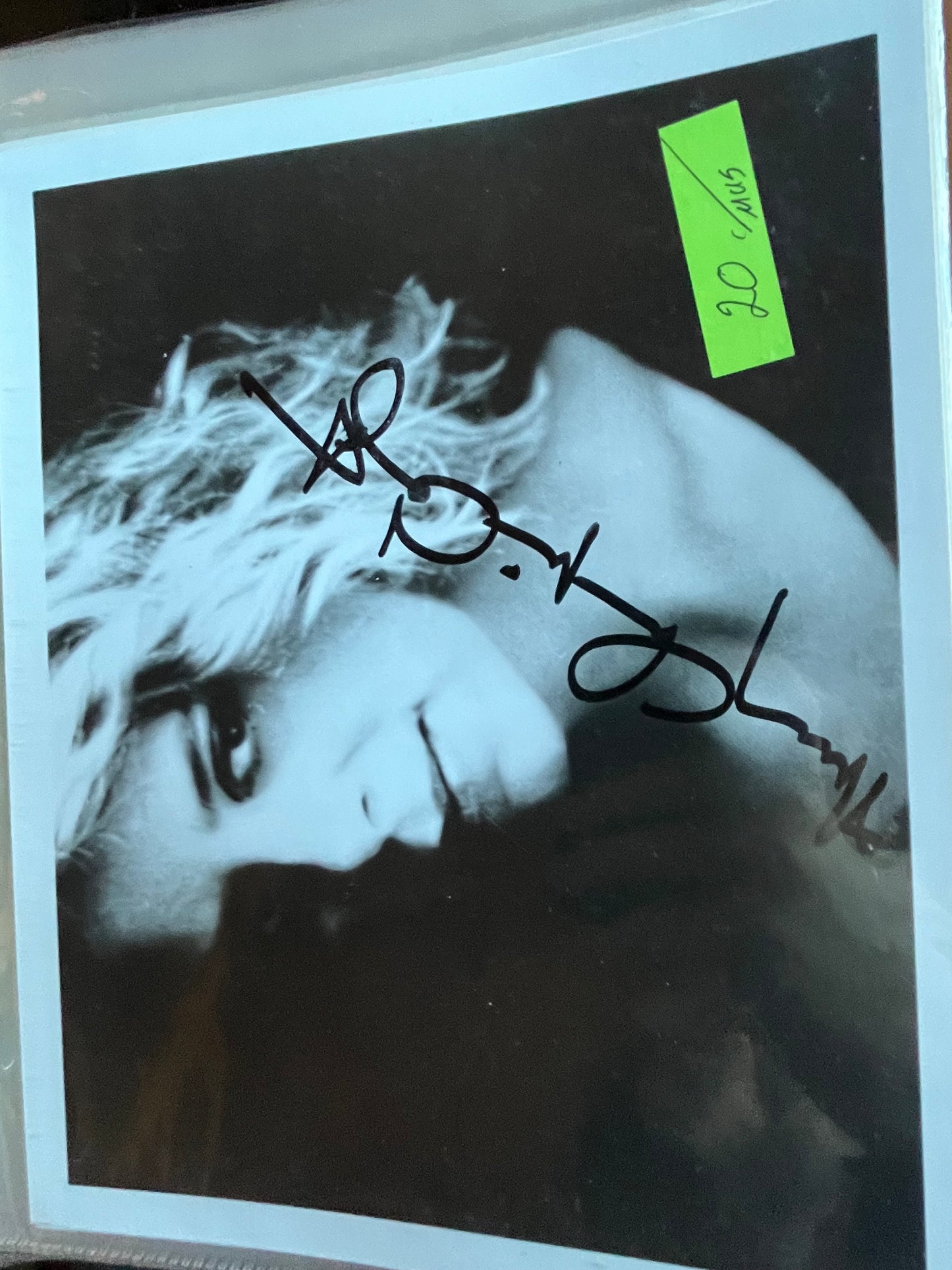 MARY CHAPIN CARPENTER, singer, autograph