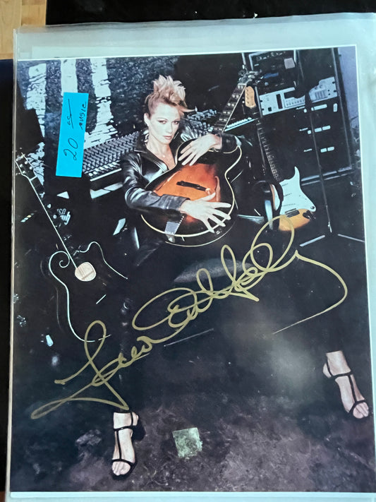 LAUREN HOLLY, singer, autograph