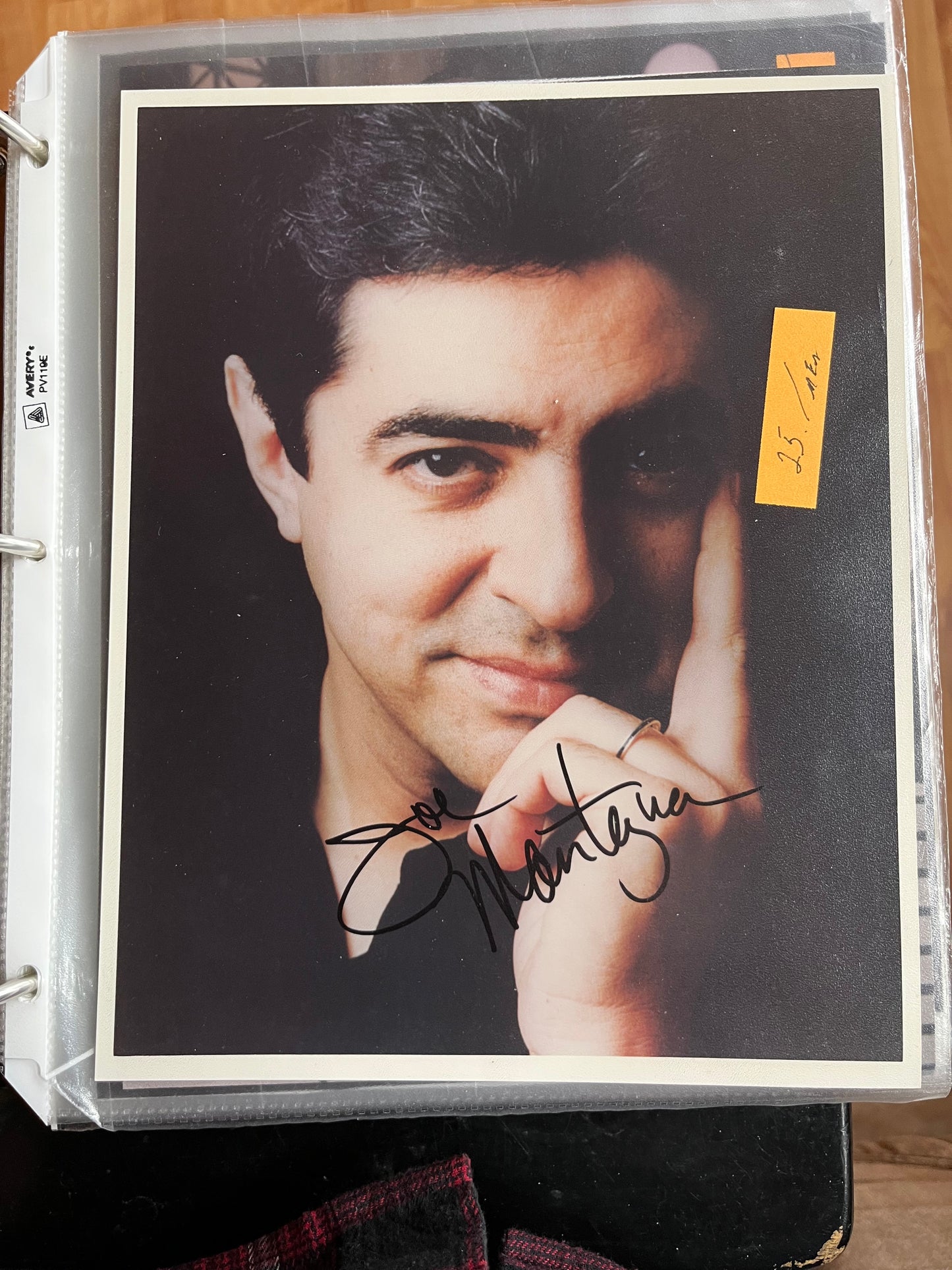 JOE MONTEGNA, autograph