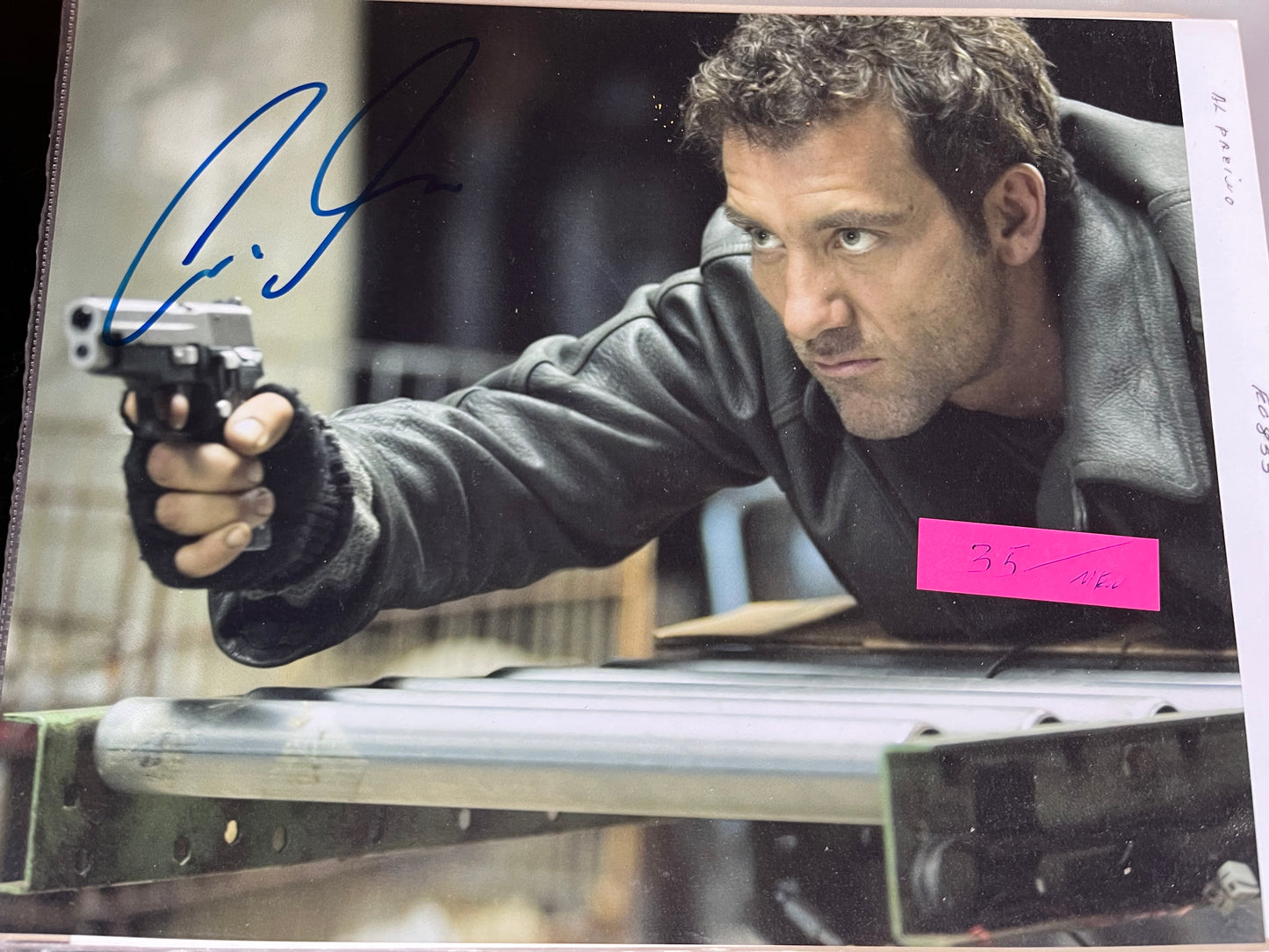CLIVE OWEN, autograph