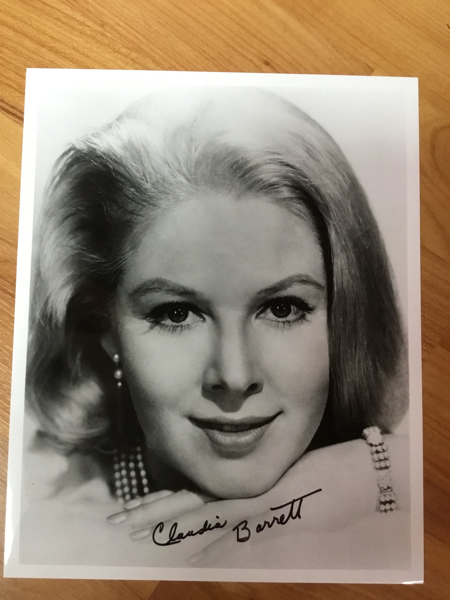 Claudia Barrett, autograph
