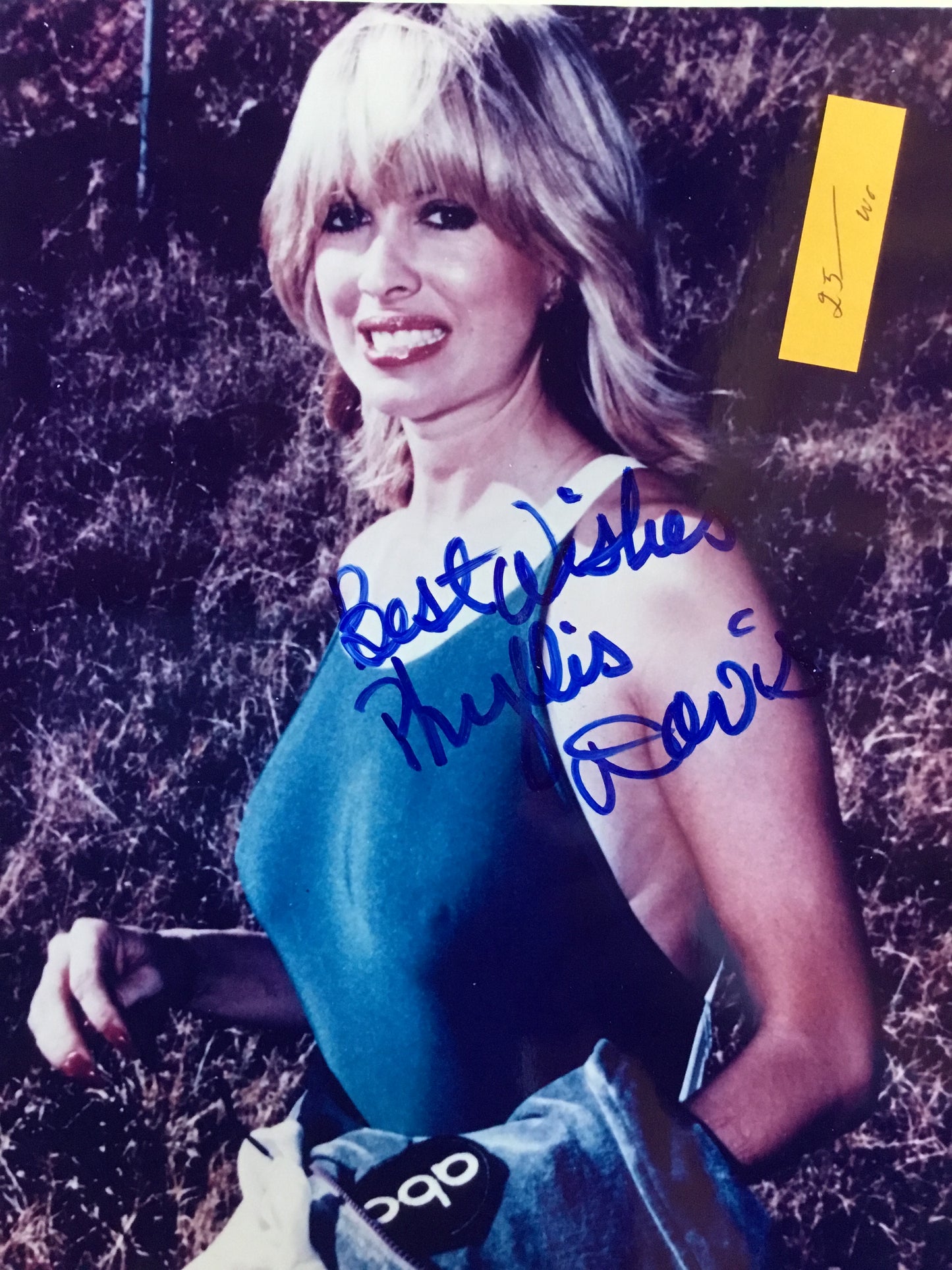 Phyllis Davis, autograph